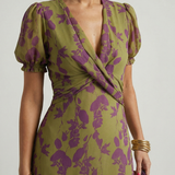 Virena™ | Vestido Midi Floral Cruzado de Manga Corta