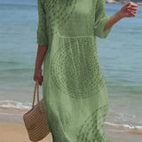 Vestido informal de mujer bordado.