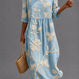 Vestido informal de mujer con estampado floral.