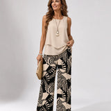 Ignacia™ | Conjunto Blusa Beige y Pantalón Botánico