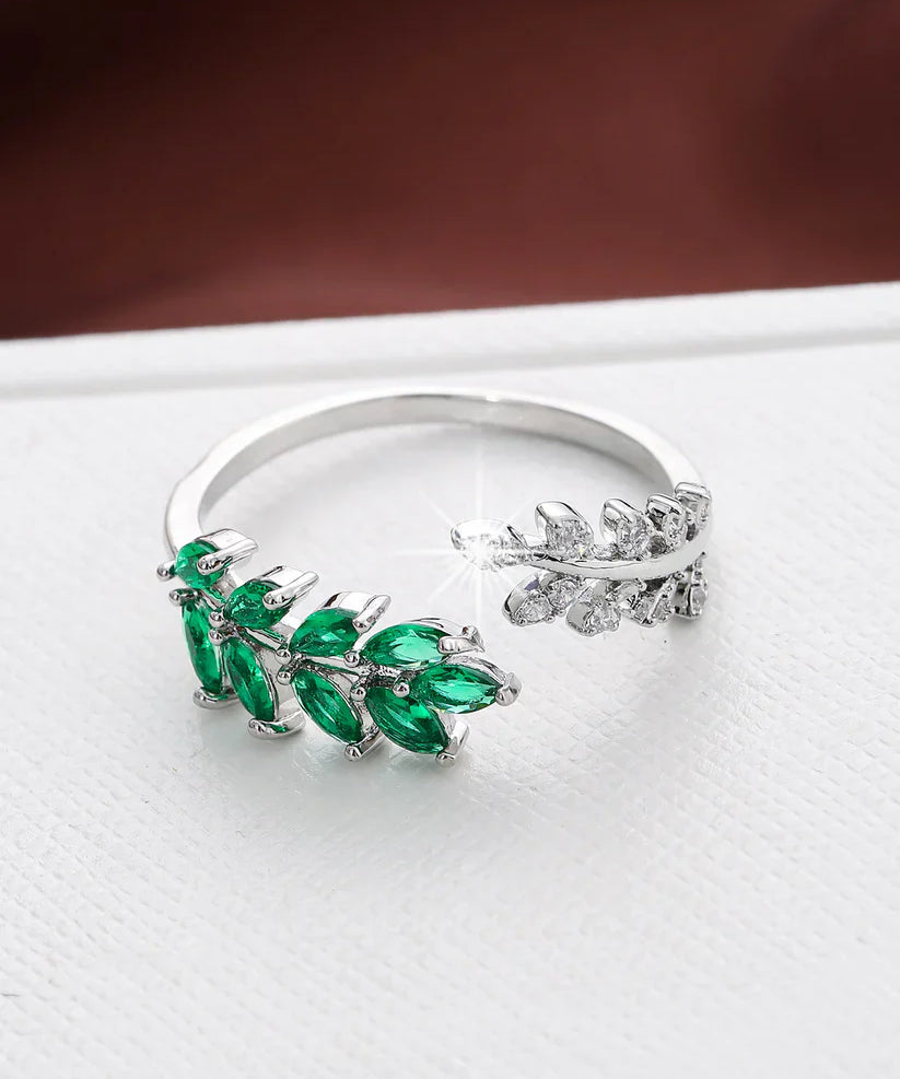 Vivara Lyselle Ring