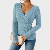 Jelena – Elegantna majica s V-izrezom