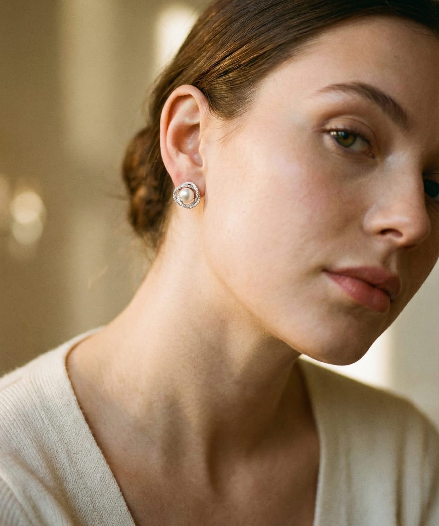 Elegant Sparkling Spiral Pearl Earrings