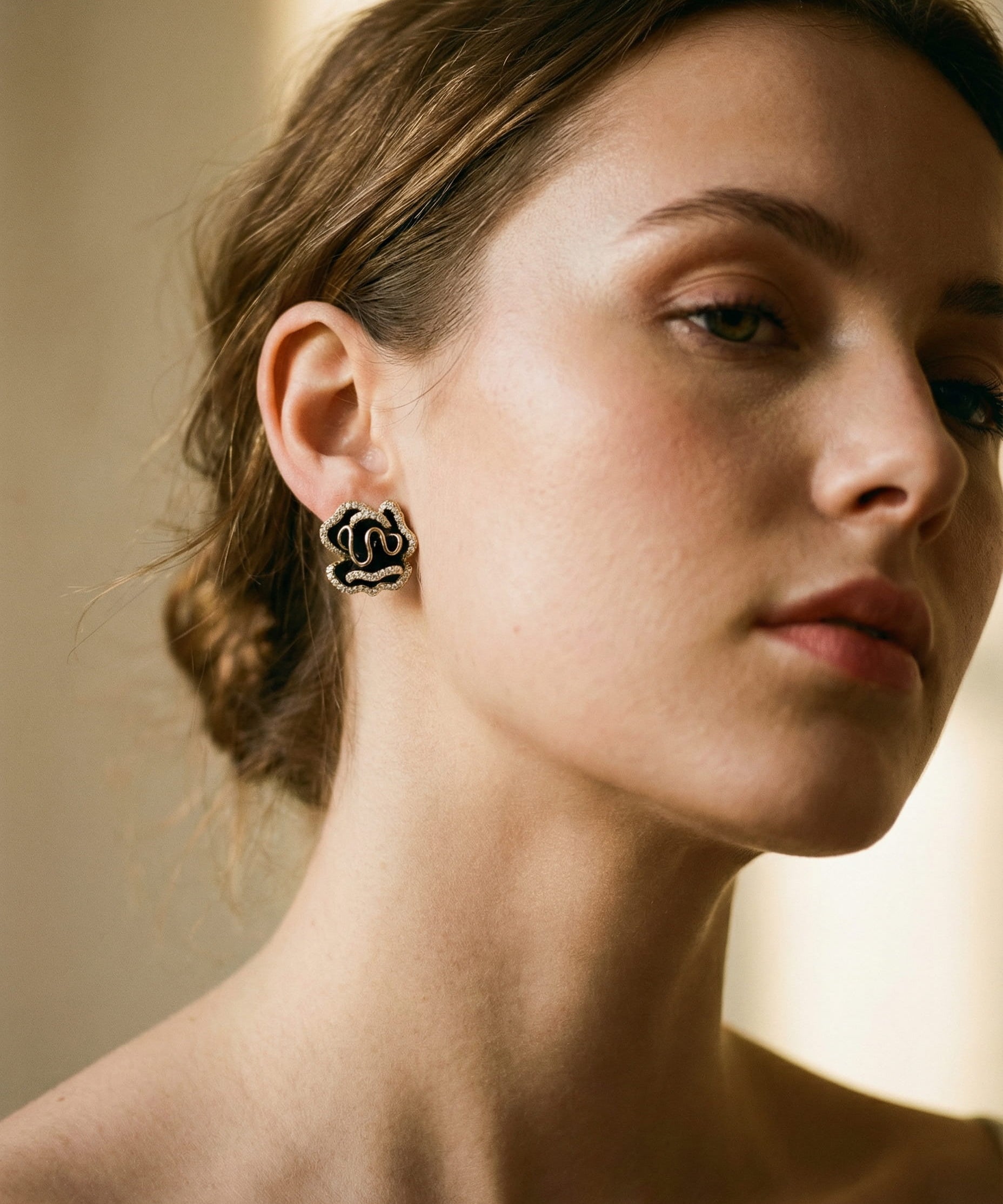 Elegant Gold Black Lotus Earrings