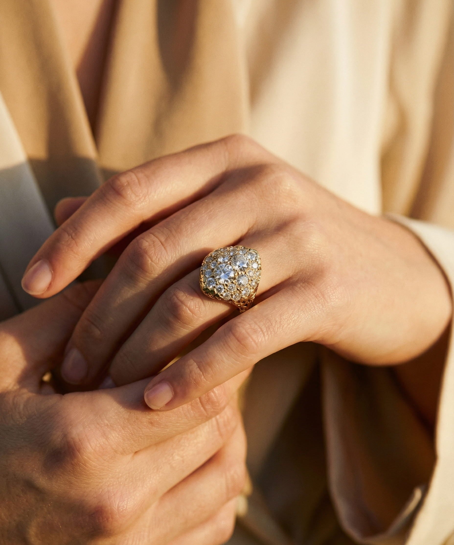 Vintage Round Gold Diamond Ring