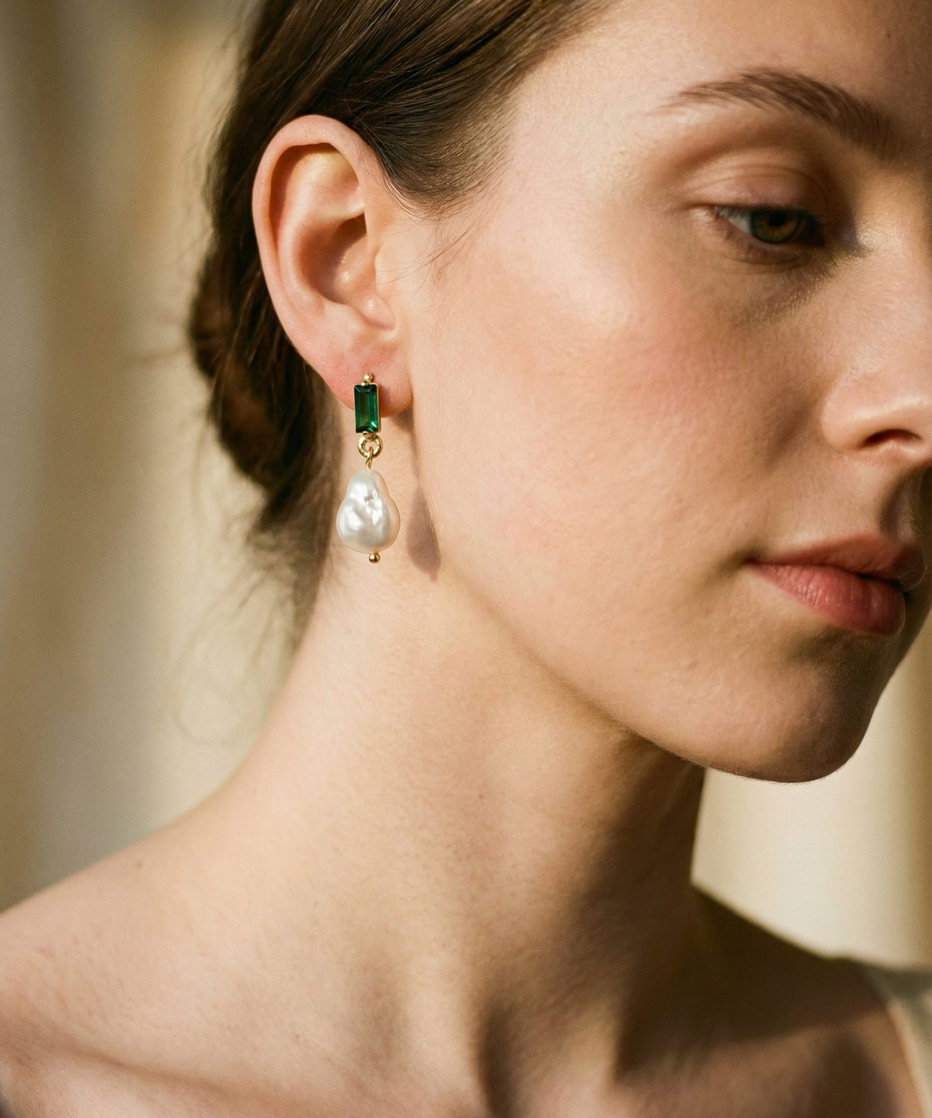 Gold Emerald and Pearl Earrings