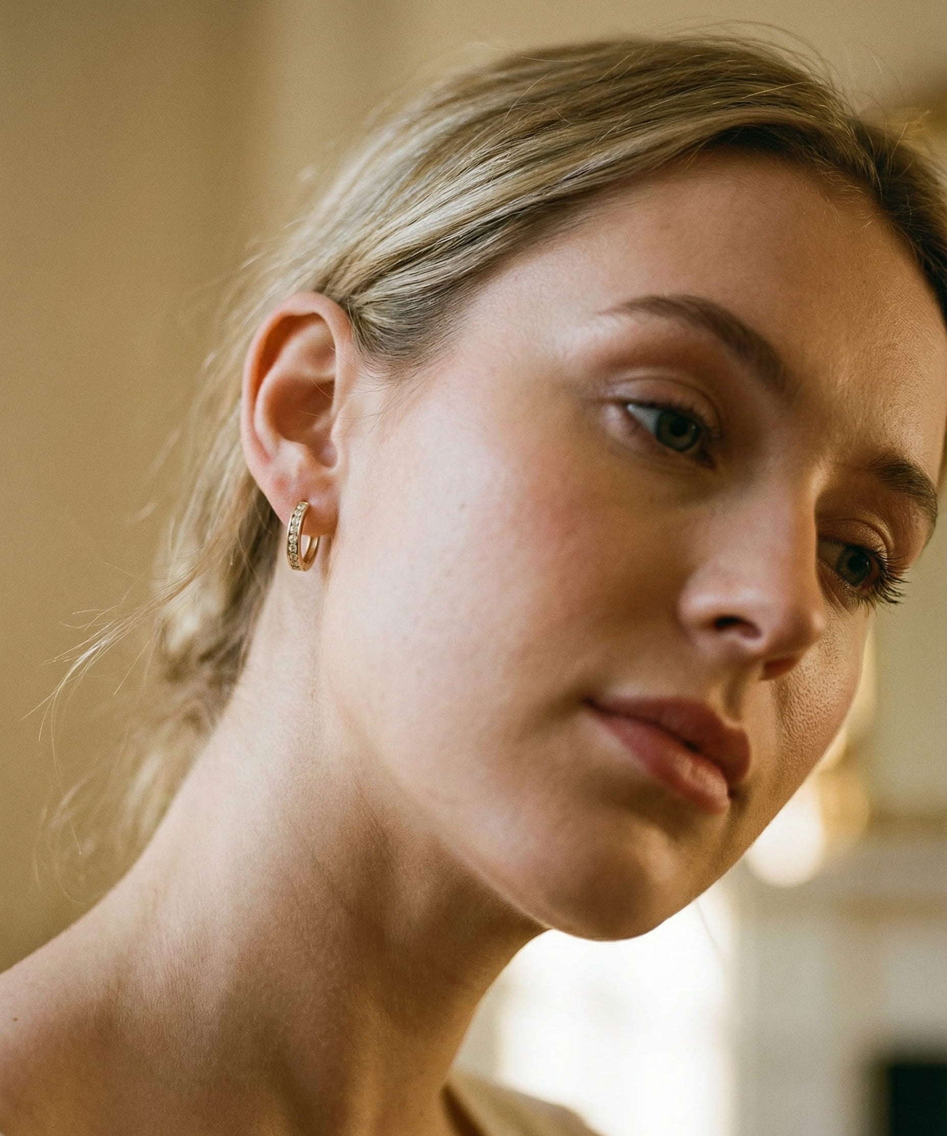 Dara Brillane Stone Earrings Set