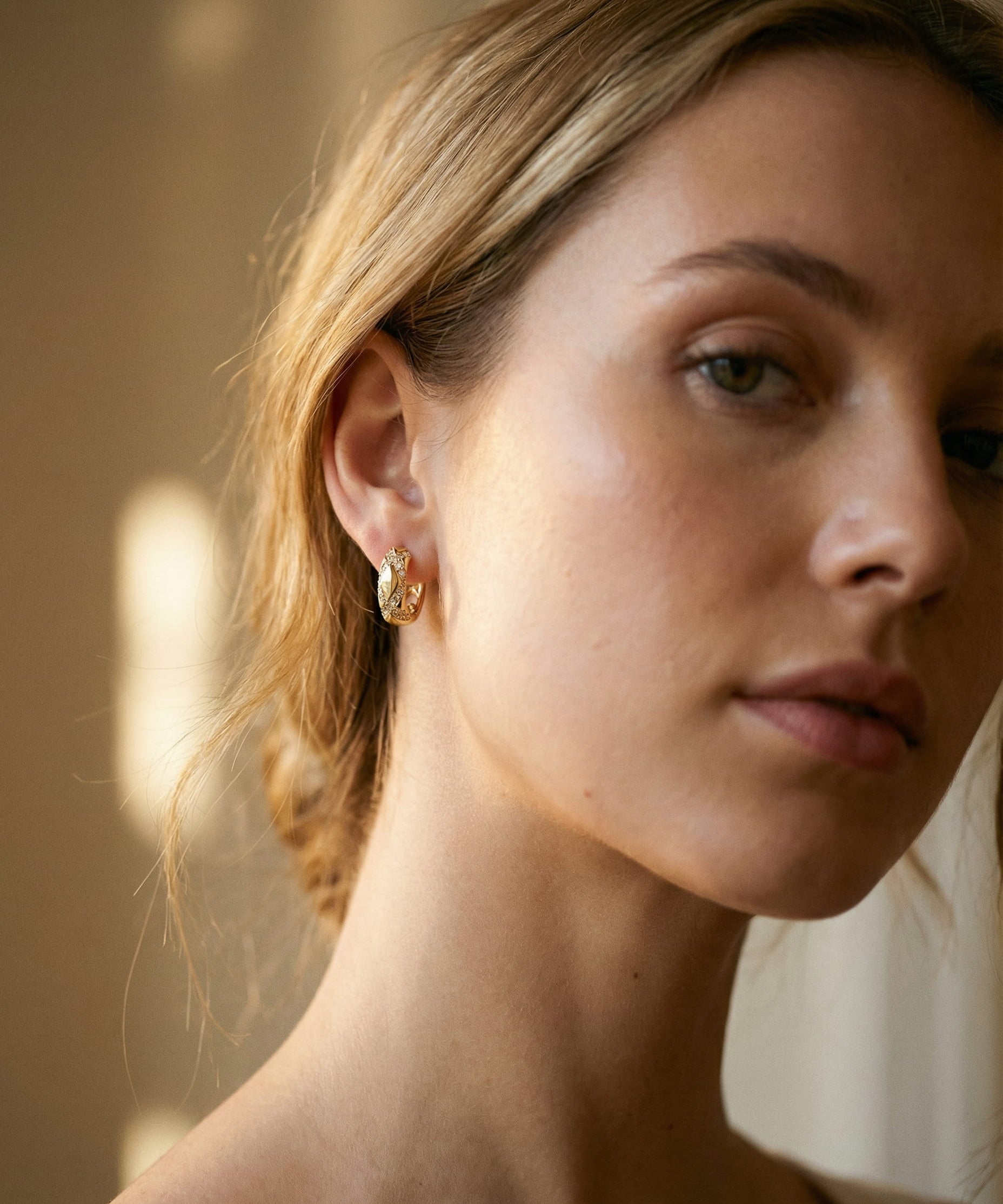 Hollow Sparkle Gold Hoop Earrings