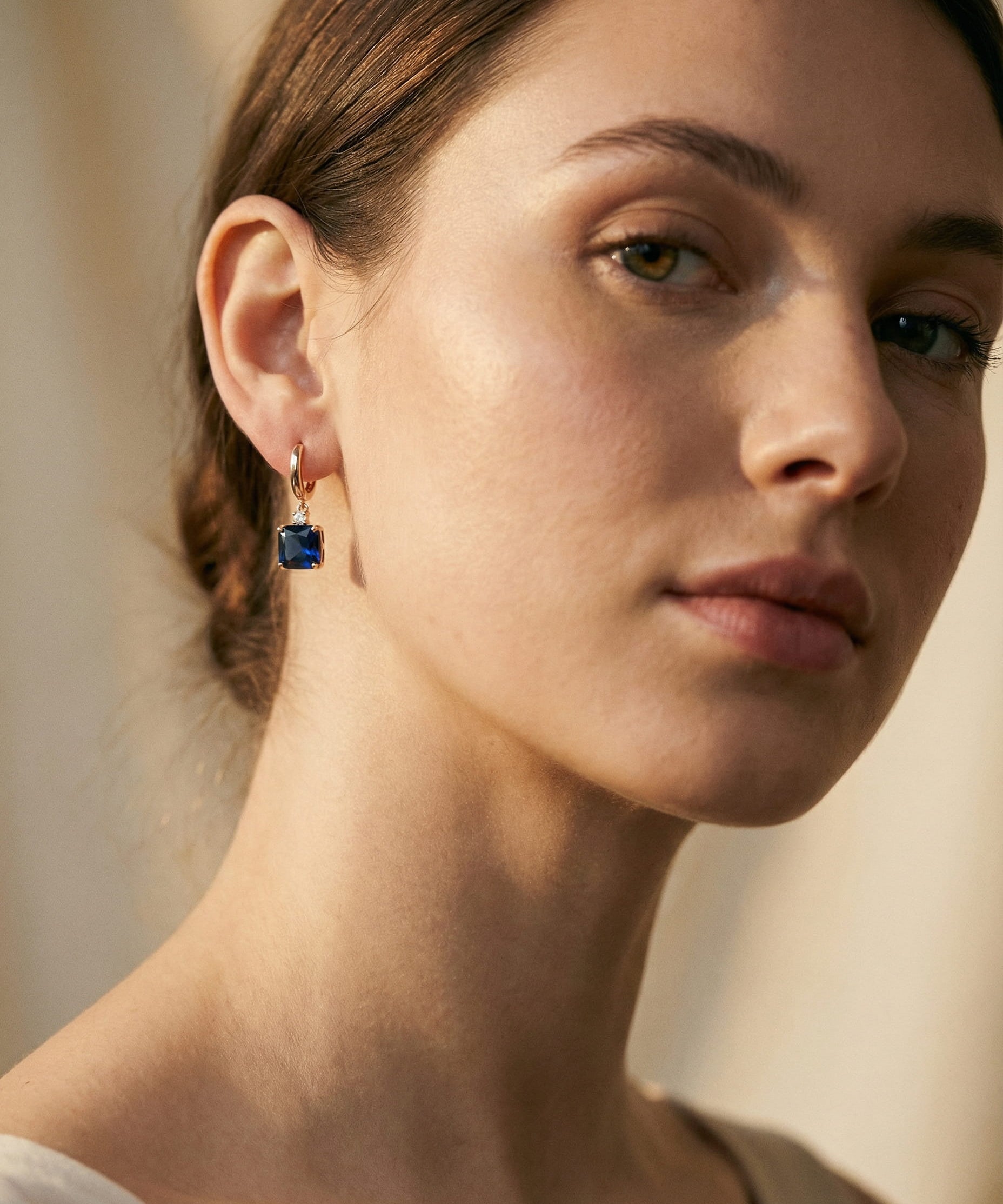 Elegant Dark Blue Cubic Crystal Earrings
