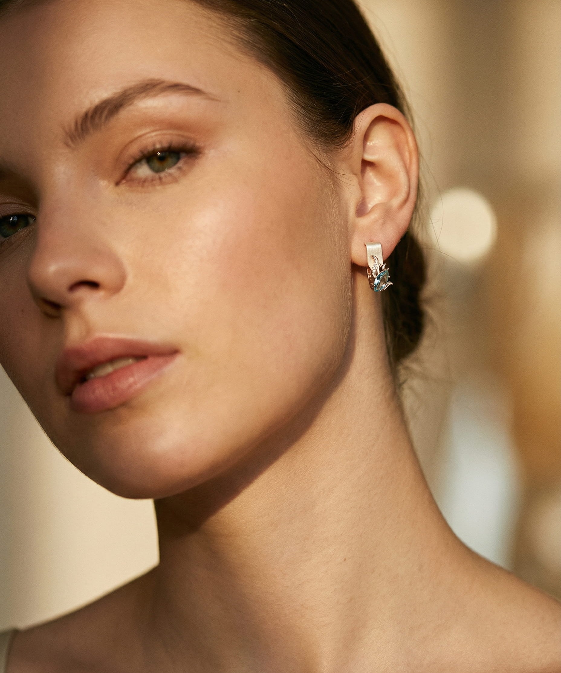 Elegant Turquoise Crystal Gold Earrings
