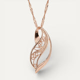 Elegant Harmonious Gold Necklace