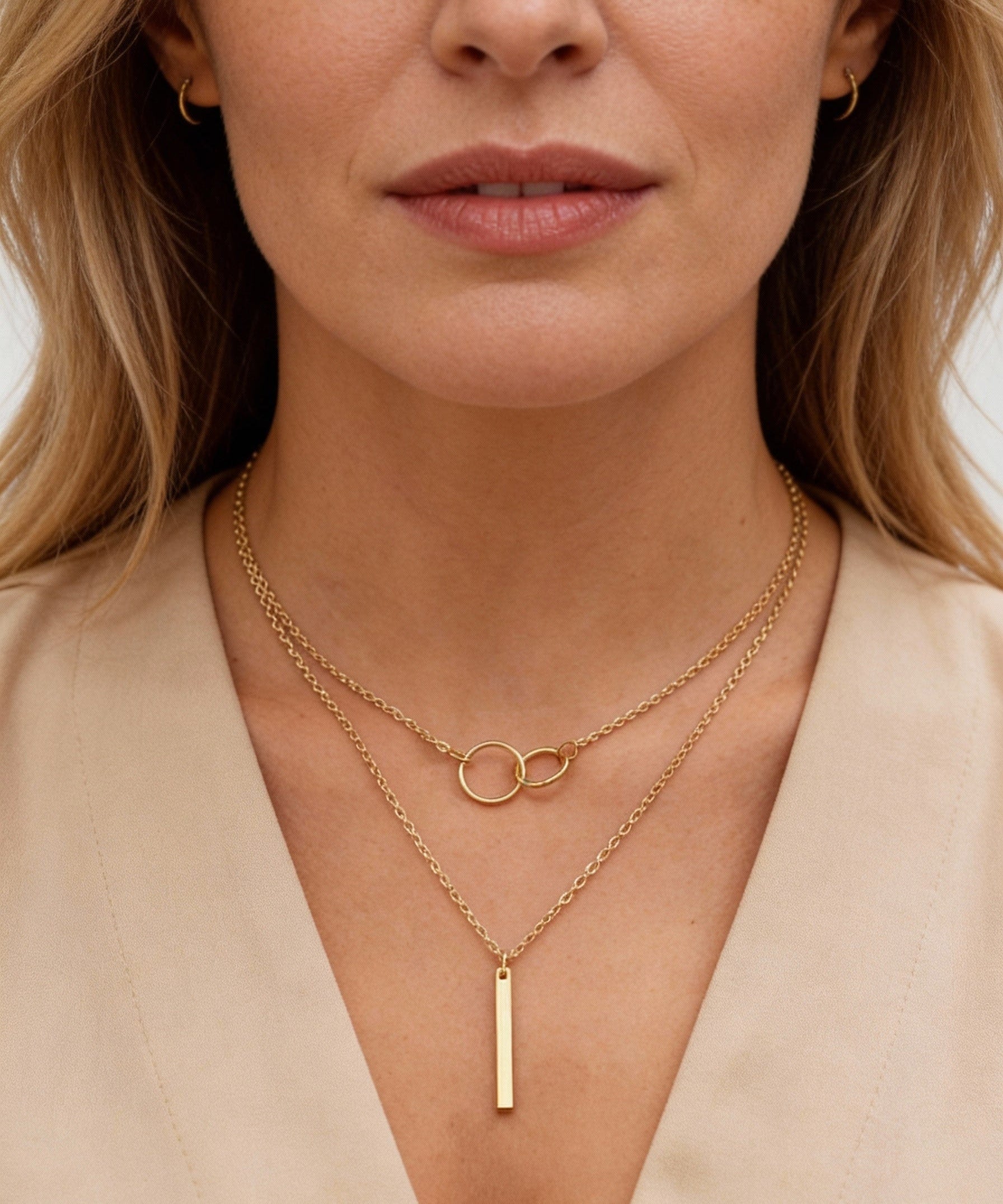 Vintage Gold Double Circle Pendant Necklace