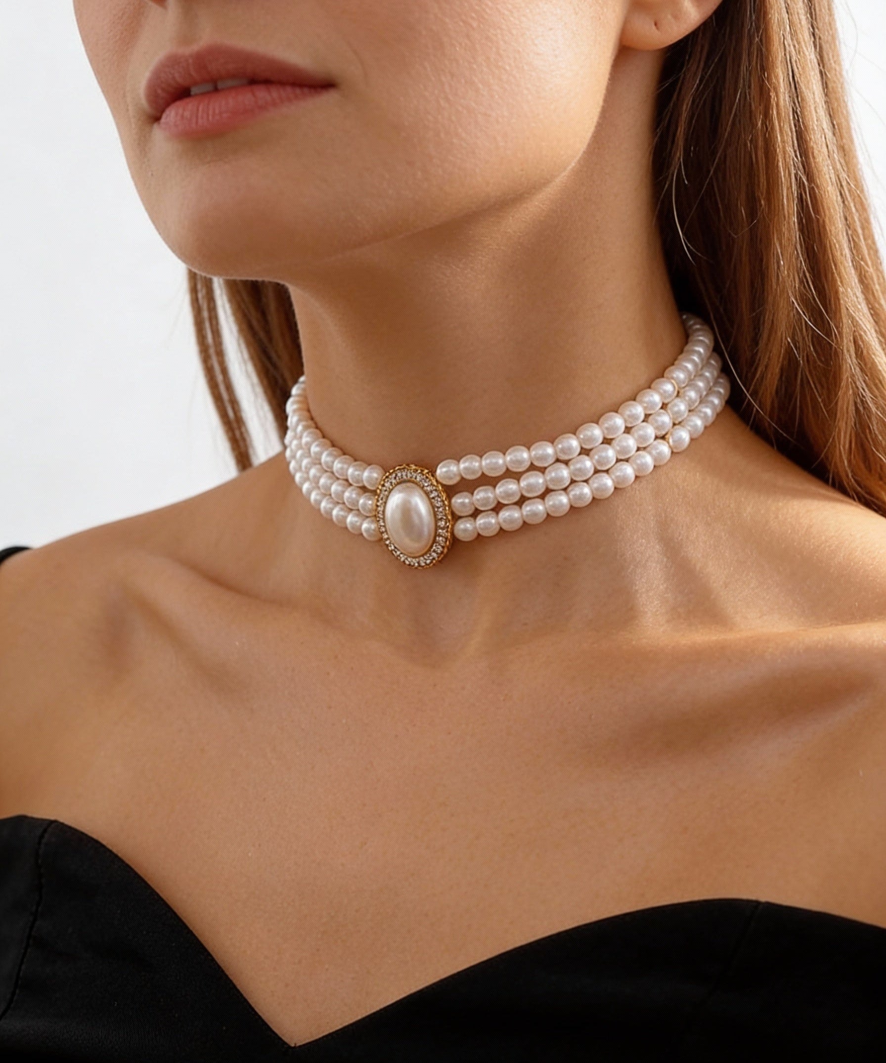 Elegant Three Pearl Necklace