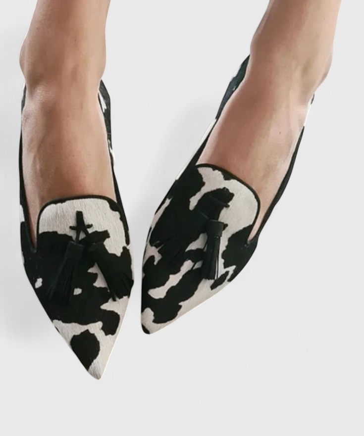 Fermina Loafers Elegantes con Punta Afilada y Diseño Bicolor